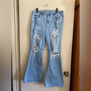 American Eagle Super High Rise Flare Jean Size 14